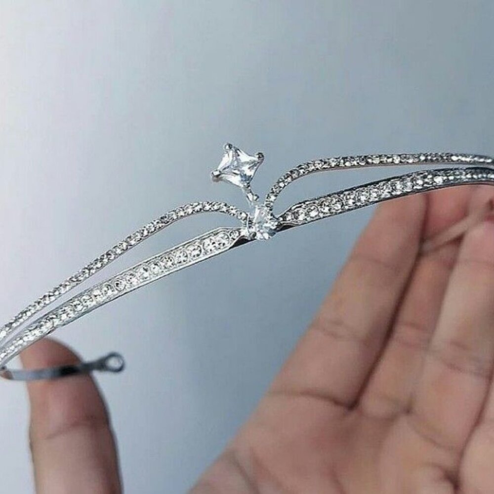 Tiaras and Crowns for Women